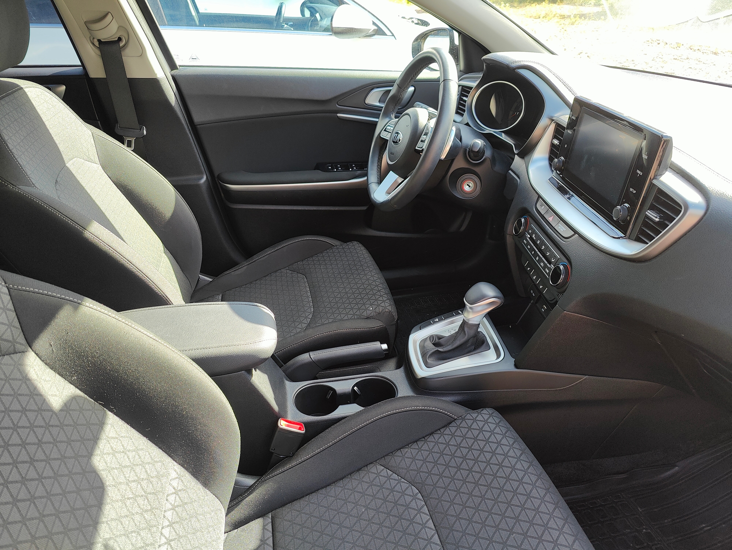 Осмотр Kia Ceed 2020 г.в. 27.700 км.
